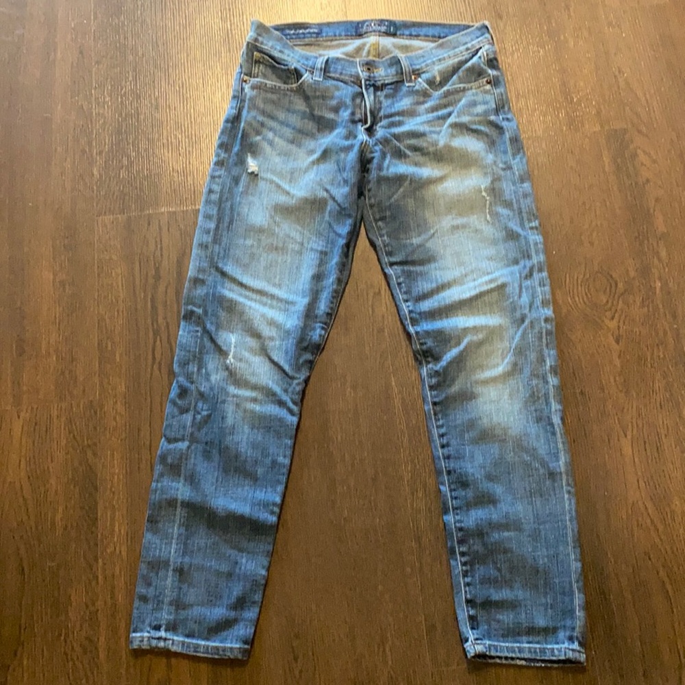 Lucky brand distressed jeans